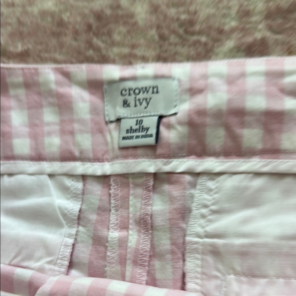 NWT Gingham Pink Scallop Hem Women Shorts Crown & Ivy Shelby Shorts 10 - Picture 3 of 8